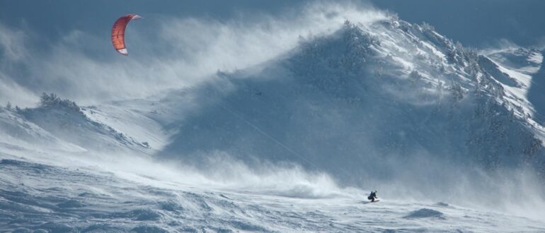 Ветер Фён: почему теплый спуск с гор может быть опасен